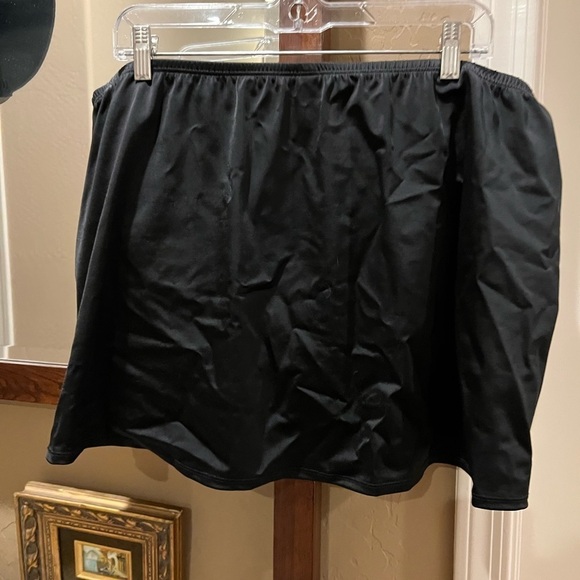 Lane Bryant Plus Size Slitted Swim Skirt - Picture 3 of 7